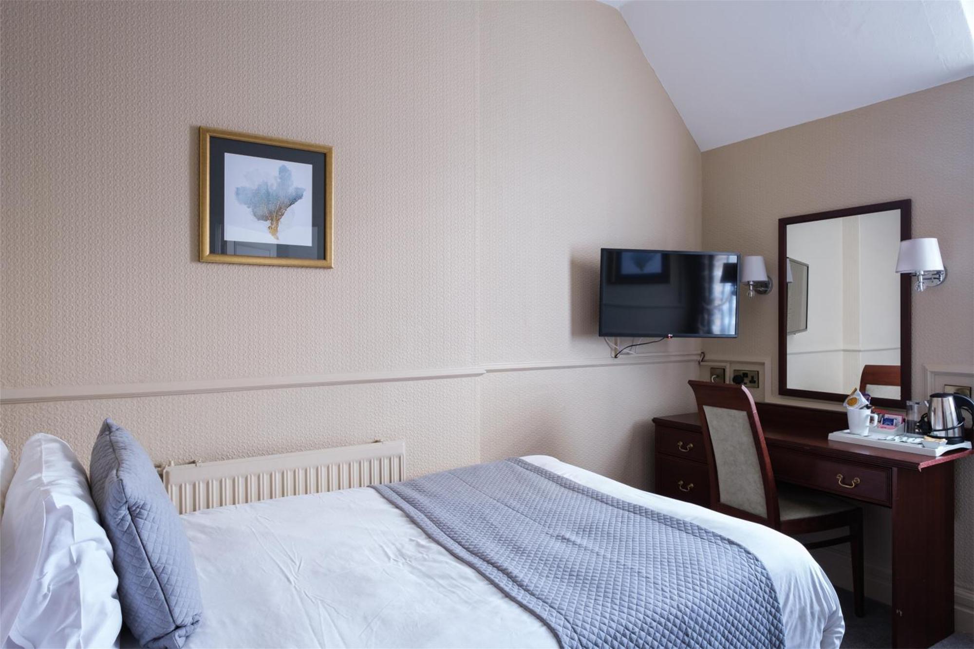 Moor Hall Hotel & Spa Sutton Coldfield Room photo